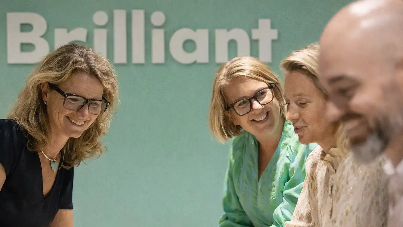 16x9 Brilliant 4 Persons Talking