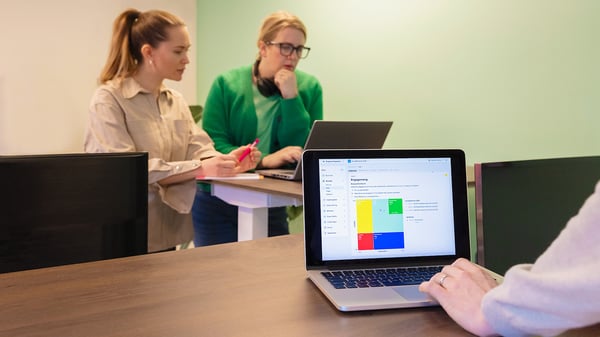 22% talar negativt om ledningsgruppen – vad kan vi göra annorlunda?