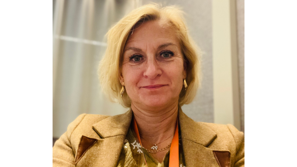 Angelique Aron-Swedbank